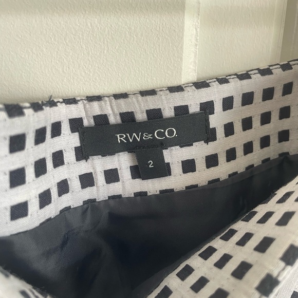 Women’s knee-length Skirt - Picture 5 of 5